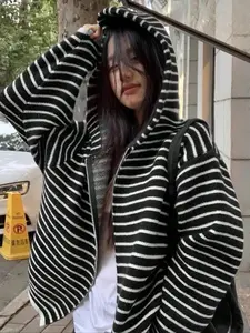 Women's Loose Fit and Striped Knit Cardigan, Casual Long Sleeve Knitted Sweater for Spring and Autumn, Relaxed Style Layering Piece Baggy