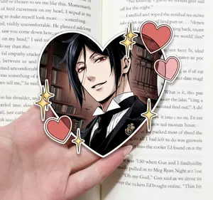 Heart Shaped Anime Butler Phone Grip - Aesthetic Dark Hair Manga Man Phone Holder - Handsome Demon Butler Kindle Accessory - Vintage Goth Bookish Gift