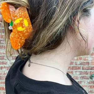 Mickey Pumpkin Hair Claw