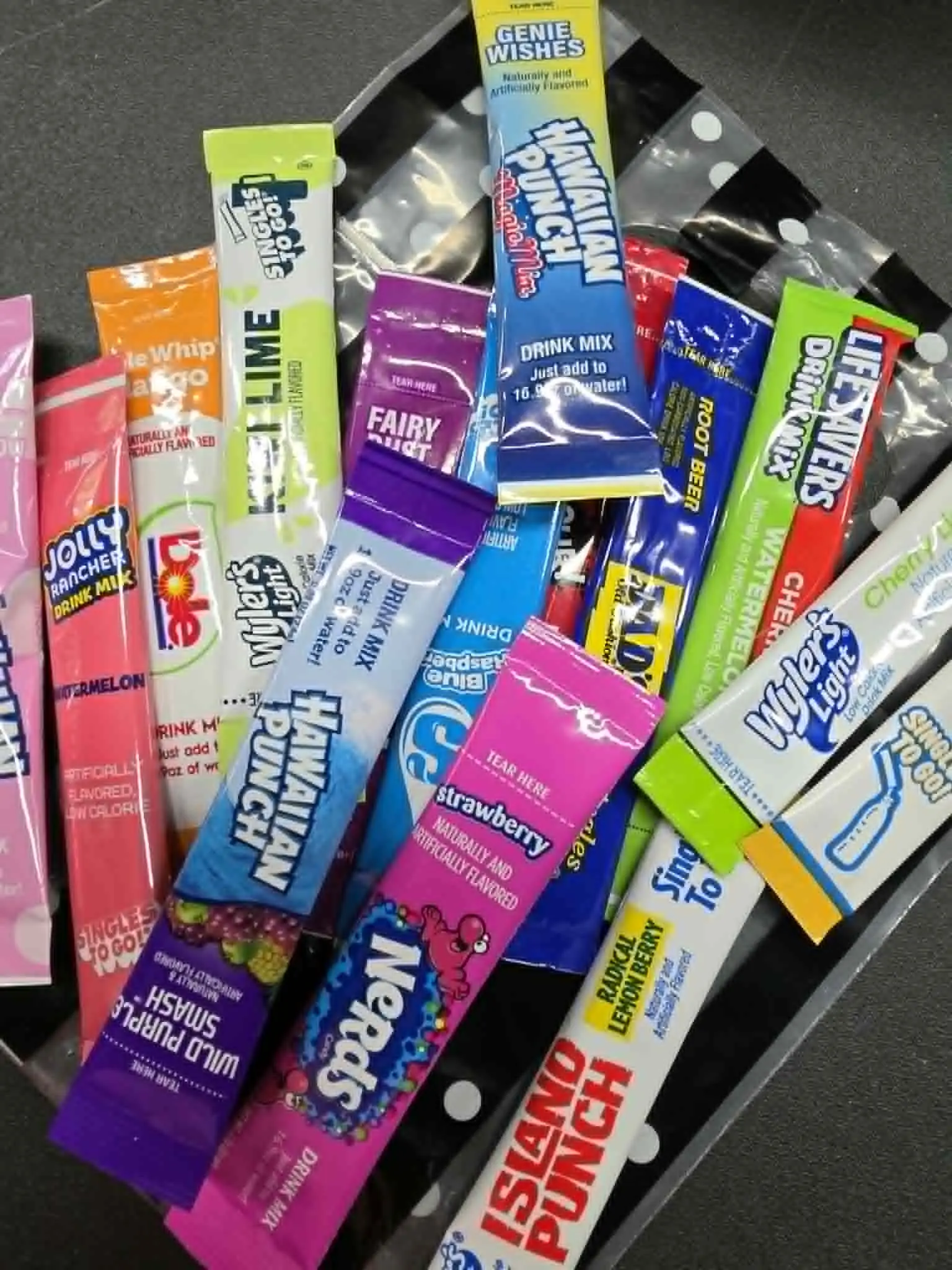 Single Serve Water Drink Mix Packets || 8 Count of Each Flavor || Sugar Free || Drink Flavor Powder || Singles To Go