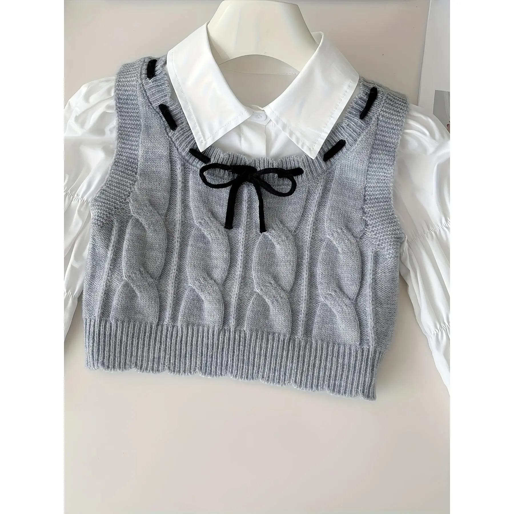 Girls' Spring/Autumn Back-to-School Set: Vintage College Style Three-Piece Outfit with Fashionable Shirt, Gray Sweater, and Pleated Skirt