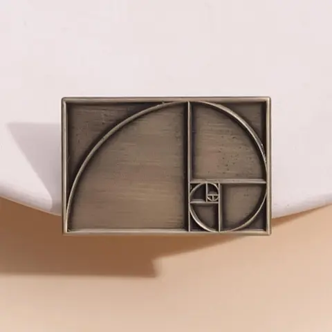 Fibonacci Sequence Design Brooch, Fashionable Round Alloy Badge for Backpacks, Jeans, Scarves, Hats Decor, Fashion Accessory, Trendy All-match & Exquisite Brooch for Birthday Gift, Alloy Brooch Pin