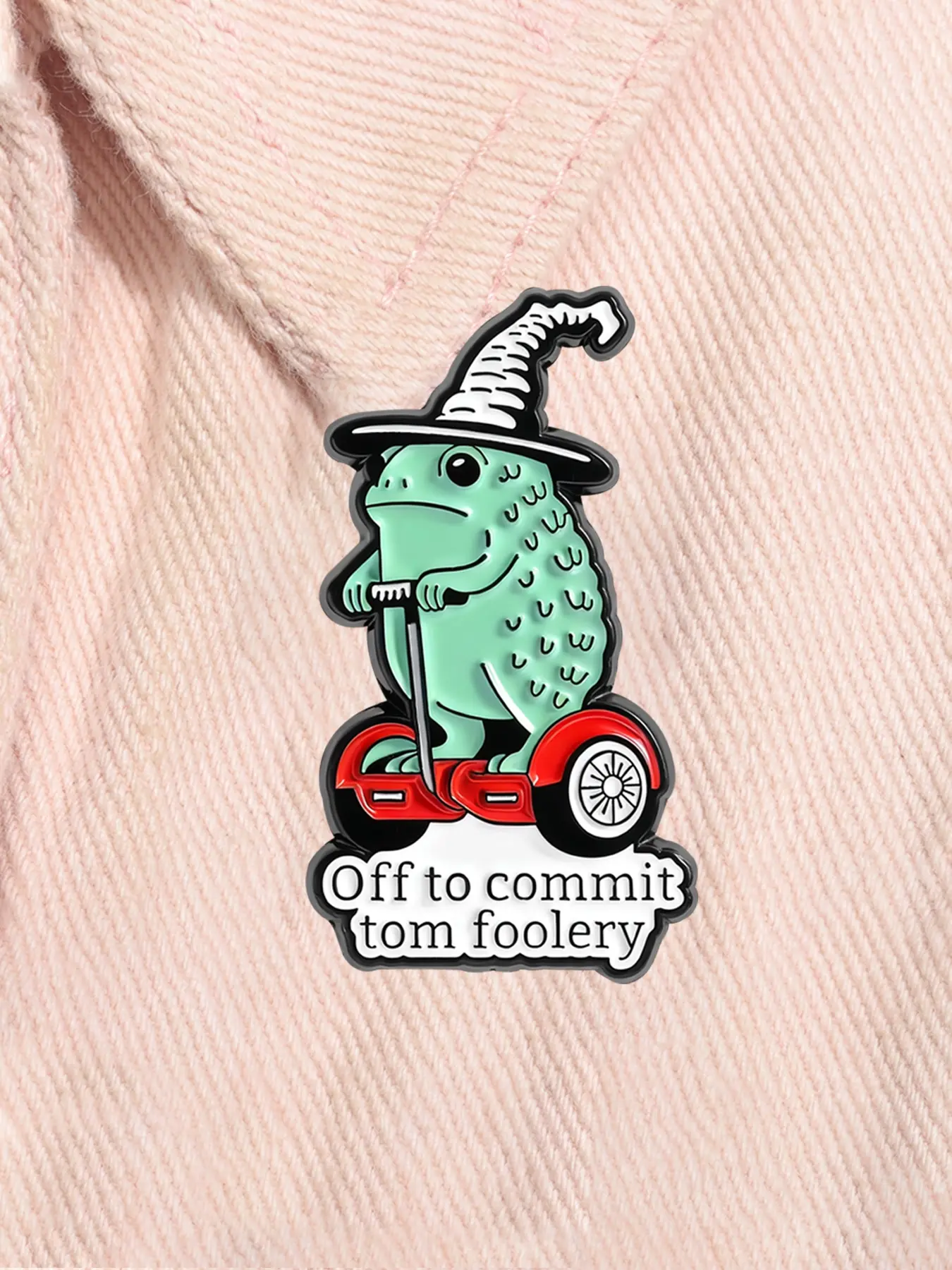 Whimsical Frog Wizard Enamel Pin Funny Quote Off To Commit Tom Foolery Cartoon Animal Alloy Brooch Lapel Backpack Badge Decor Pins Fashion Jewelry Accessories Gift for Friends Vintage Jewellery