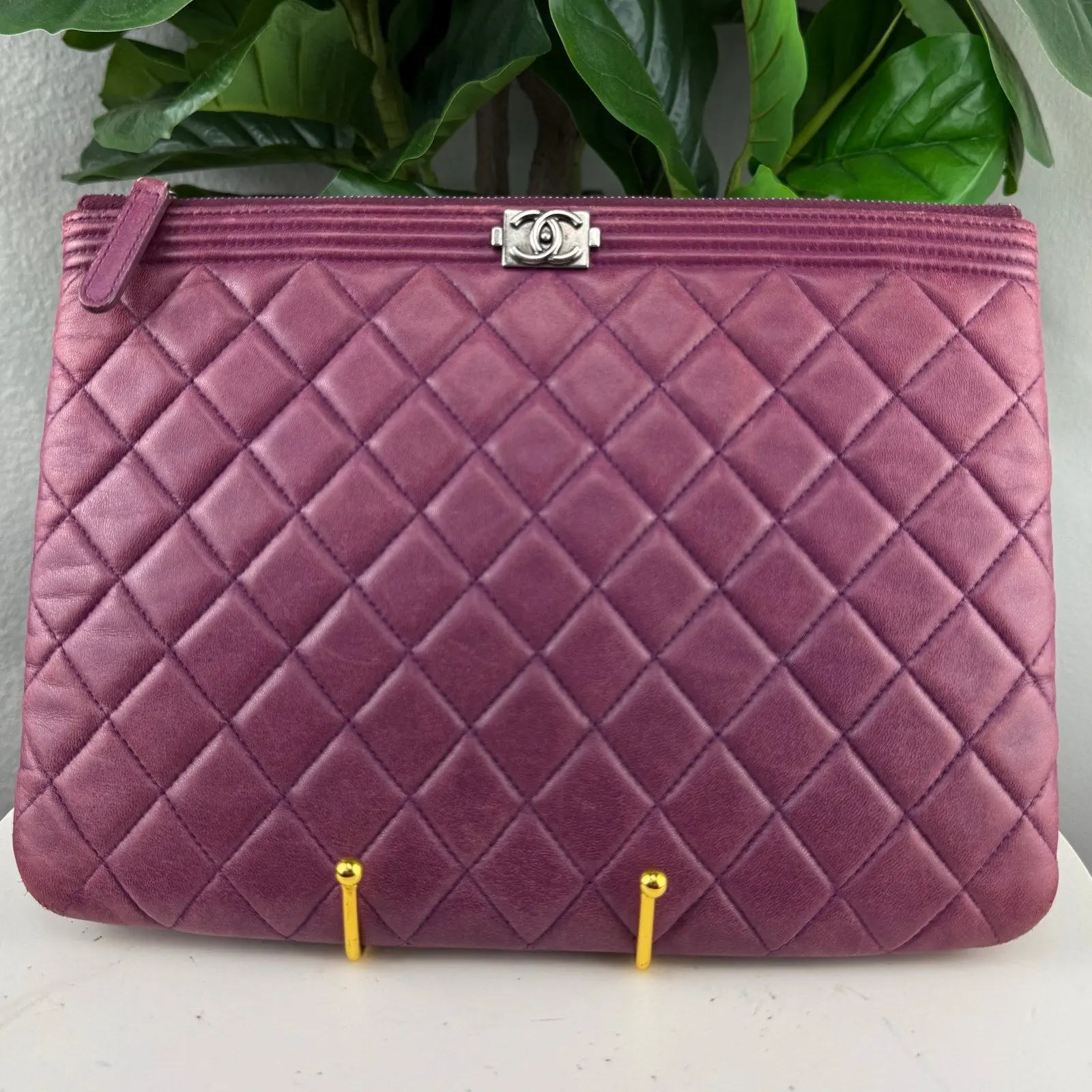 Pre-owned Leather Clutches & Wristlets Chanel Boy O Case Quilted Lambskin Purple Luxury Lightweight Clutch & Wristlet Pouch, Authentic Pre Loved Designer Bag, Lightweight Clutches & Wristlets