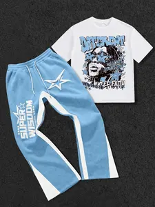 The men's two-piece set includes a T-shirt with stars, letters, and a graphic print, and a pair of trousers; a crew neck short-sleeved T-shirt and slim-fit trousers; knitted fabric; suitable for everyday wear and all seasons.