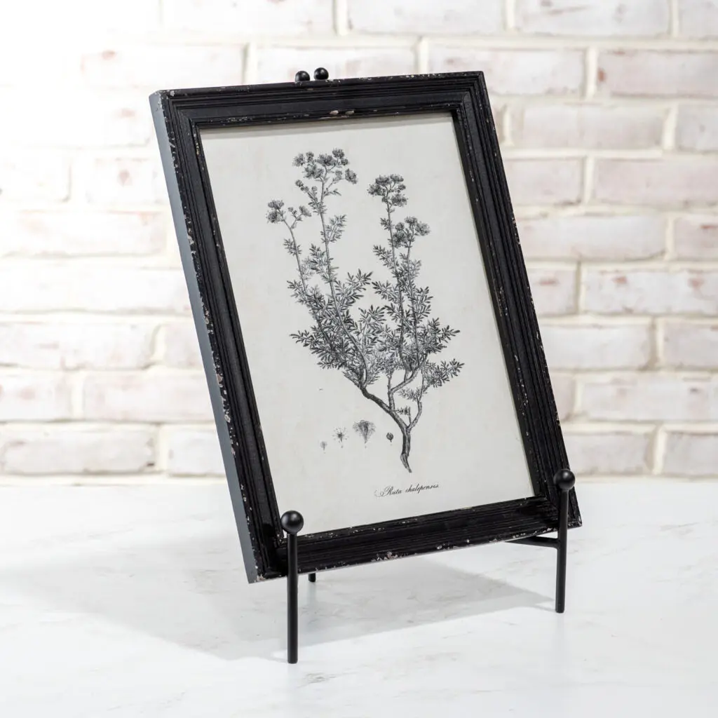 Straight Back Easel Straight Back Easel