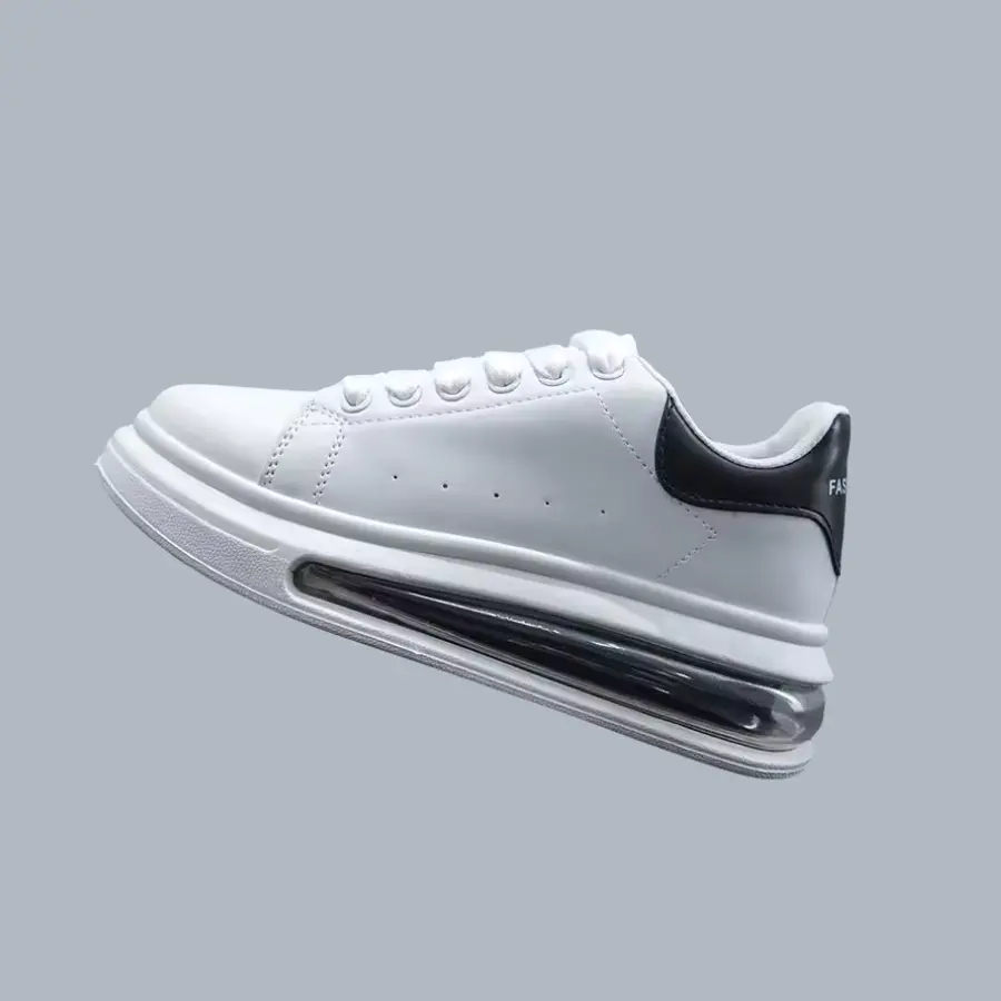 Women Thick Bottom Sneaker New Moccasins on Platform Autumn Moccassin Fashion Women's Running Shoes Trend 2026 Hit Casual Spring