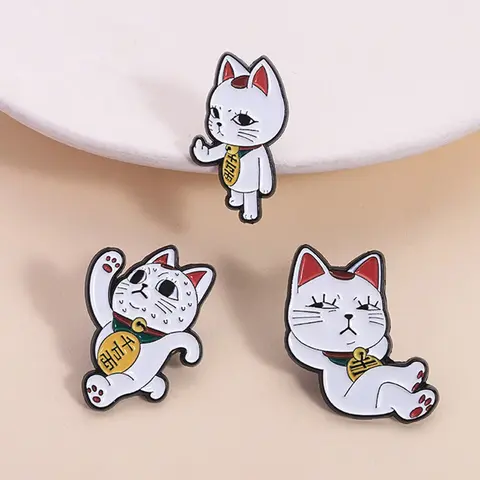 3-Pack Cartoon Lucky Cat Badges, Cute Collection Pins for Students' Backpacks, Anime Enthusiast Gift, Collectible Lapel Pins, Decor Pins, Clip, Lapel Brooch, Alloy Brooch Pin