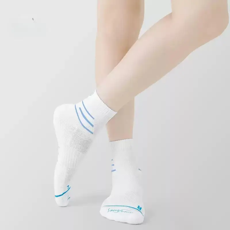 SPORT'S HOUSE Speed Series Men's 3-Pair Running Compression Socks, Cushioned Moisture-Wicking Crew Socks with Anti-Slip Grip for Soccer & Futsal