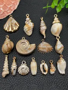 15pcs Mix Shell Pendants Acrylic Seashell Conch Cowrie Shells Charm Beach Shells Charm Summer Ocean Pendant Decor for DIY Bracelets Necklaces Earrings Making