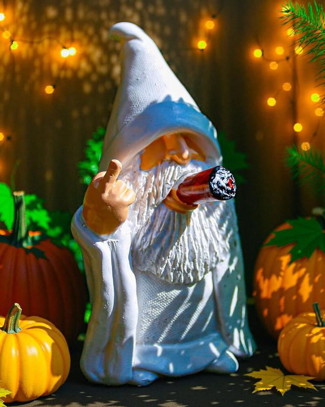 Funny Garden Gnomes, 5.9 Inch Pipe Garden Gnome, Naughty Gnomes Decorations for Home Outdoor Patio Lawn Yard Garden Statues Decor Halloween Housewarming Easter for Man