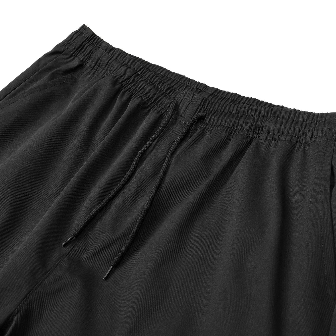 Men’s slim-fit cargo joggers, quick-dry athletic pants with drawstring and zippered pockets, lightweight workout trousers for gym and everyday wear