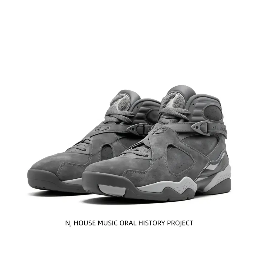 Full dark gray suede high-top sneakers with light gray midsole embellishment and fixed ankle strap. Stable wrapping design relieves ankle pressure, cushioned sole fits daily casual wear and street style collocation.