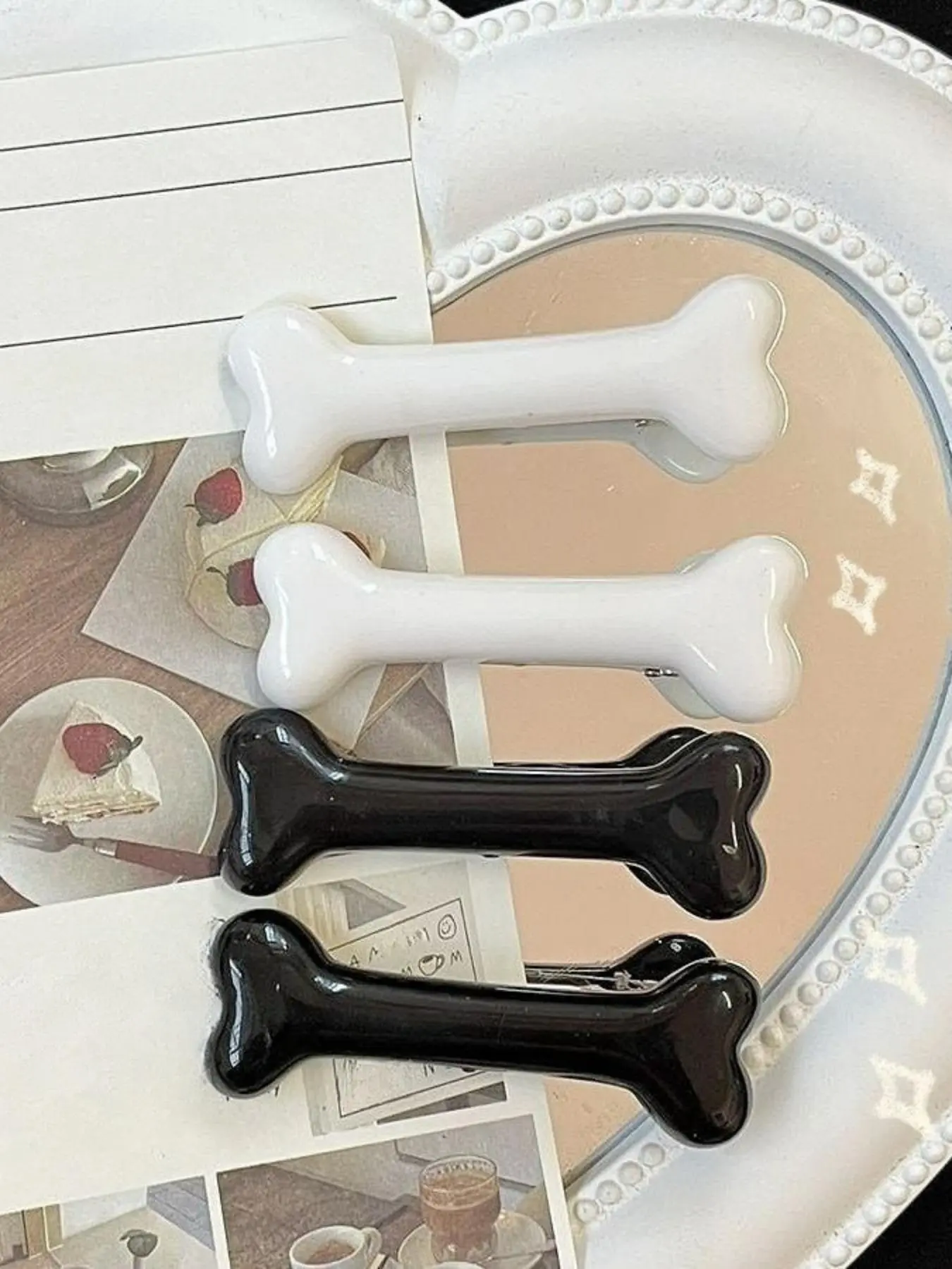 Cute Bone Shaped Decorative Hair Clips, Super Cute Clips, Creative Duckbill Clips for Girls, Versatile Side Hair Clip and Bangs Accessory, Fashion Hair Accessories for Women & Girls, Flat Claw Clips, Clip In Claw
