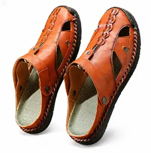 Men's Closed-Toe Cowhide Leather Sandals - 2-in-1 Slip-On Soft Slippers, Breathable Hollow-Out Footwear, Non-Slip Handmade Casual Walking Shoes for Summer Beach Outdoor Use