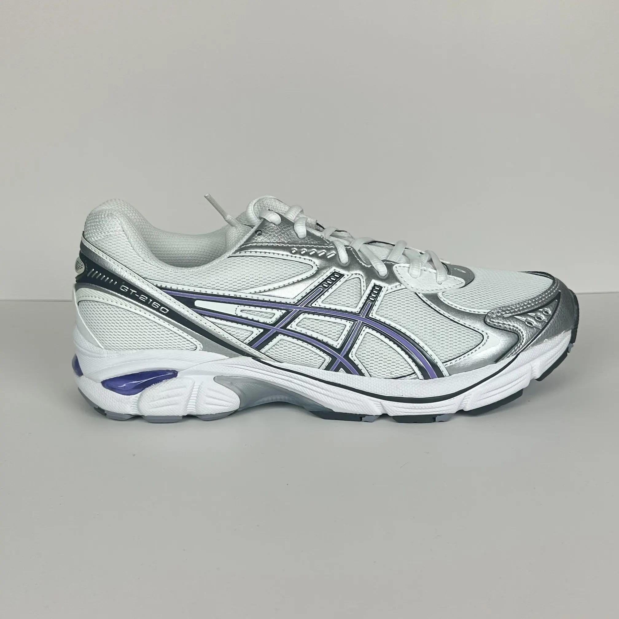 Asics GT-2160 Space Lavender Running Sneaker 1203A320-104 with Advanced Technology and Comfortable Fit