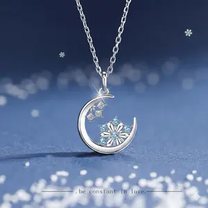 Exquisite Necklace - Elegant Alloy Design with Unique Crescent Moon & Star Shape for Casual & Formal Wear