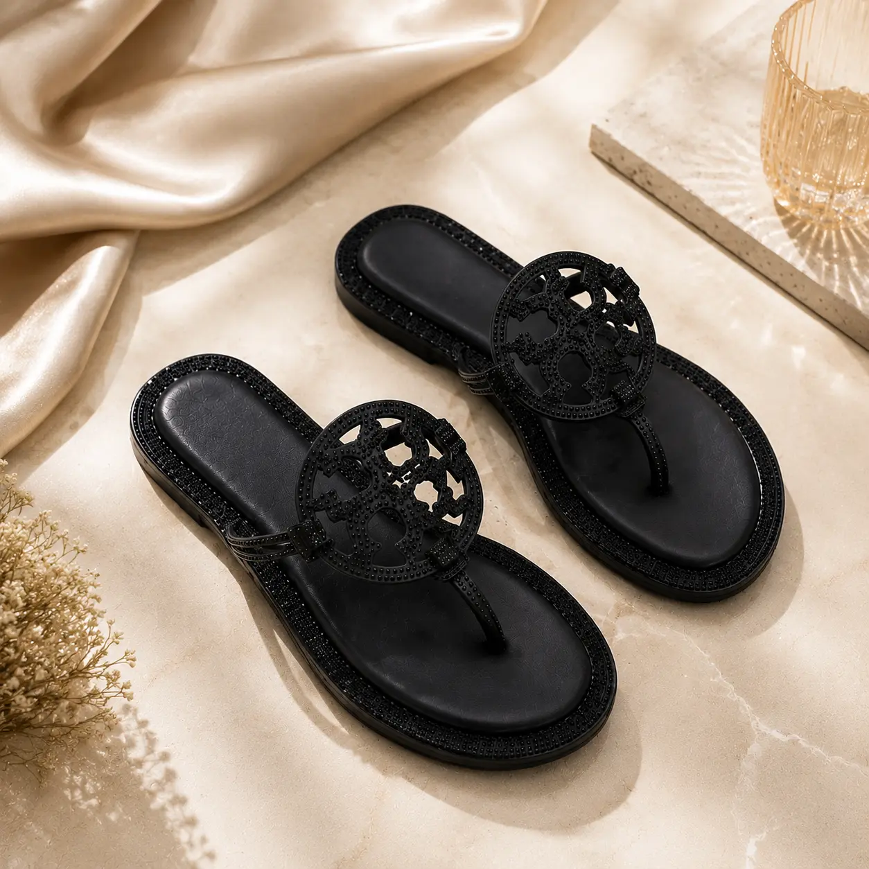 Women’s Rhinestone Flip Flops, Sparkly Crystal Flat Sandals, Elegant Black Thong Slides, Summer Beach Vacation Shoes