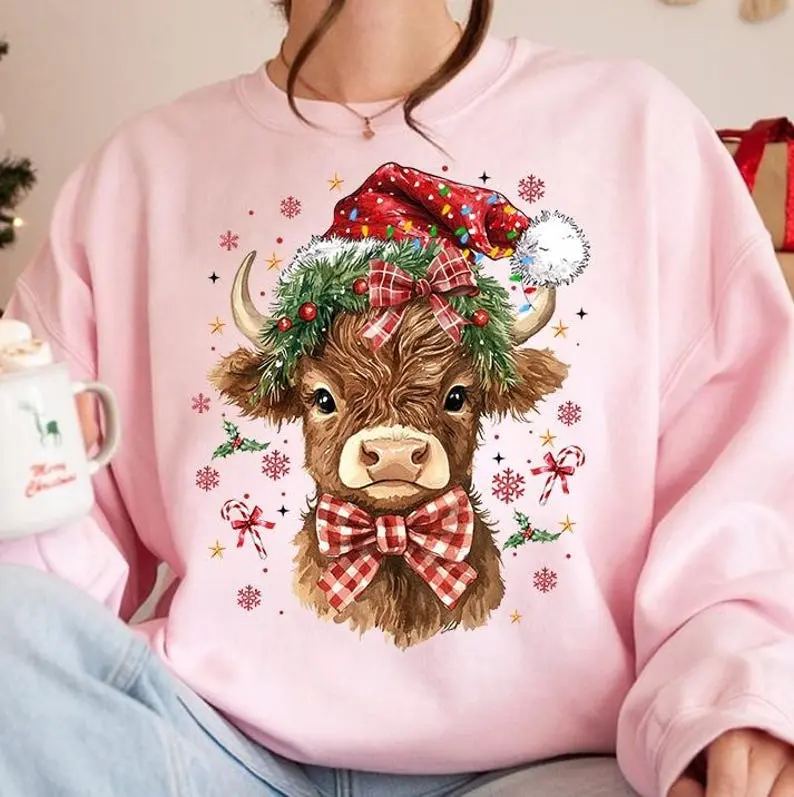 Coquette Christmas Highland Cow Sweatshirt, Western Christmas, Highland Cow, Merry Xmas, Coquette, Aesthetic Christmas, Tshirt, Unisex