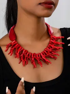Boho Style Coral Resin Necklace, Handmade Beaded Jewelry for Women, Unique Thorn Branch Design, Fashion Accessory