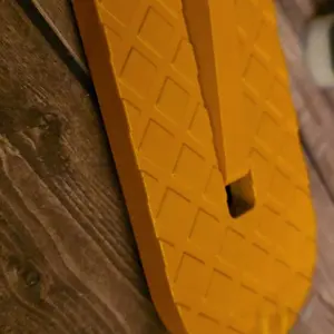 Car Door Step, Compact Safety Ladder with Hammer, 1 Count Roof Cleaning Door Latch Hook, Anti-slip Surface, and Durable Construction for Easy Climbing