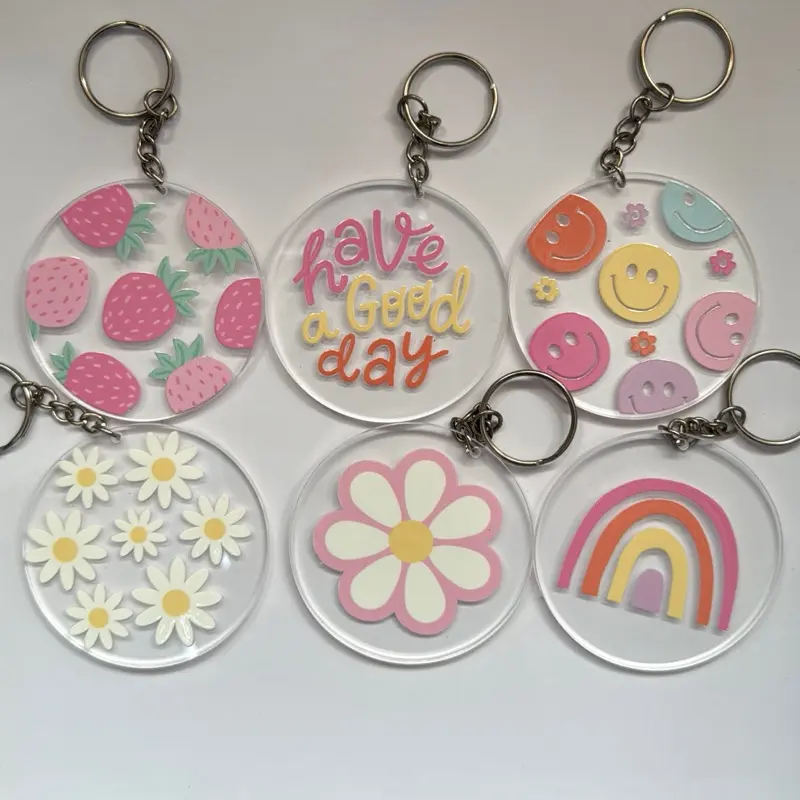 Round Acrylic Keychains with Pink Daisy Design - Simple and Stylish Accessory for Everyday Use