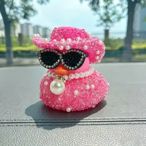 1pc Luxury Rhinestone Duck Car Figurine,Sparkling Pearl Decor Car Dashboard Decor, Car Interior Decoration, Car Ornament, Unique Cool Car Interior Accessories for Car, Truck, SUV,Perfect Car Gift