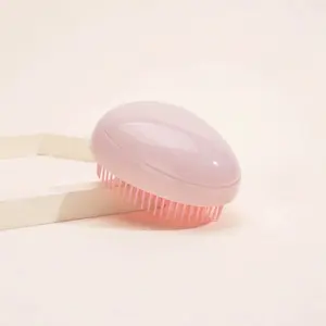 Mini Cute Egg-Shaped Hair Brush, Portable Scalp Massager, Seat Pad Brush, Ideal for Salon Use, Styling and Detangling, Suitable for All Hair Types