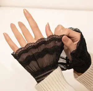 Black Lace Nailfie Sleeve, Detachable Lace Cuff, Sleeve For Nail Art