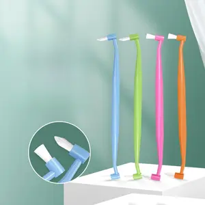 Cat double-sided toothbrush with miniature brush head, non-slip curved handle, suitable for all breeds of pet cats, small pointed flat head interdental brush, soft-bristled braces, wisdom teeth cleaning cat toothbrush