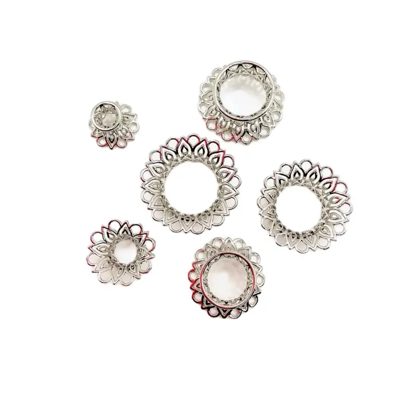 Stainless steel ornate filigree ear gauges / ear weights lotus-style flare tunnels