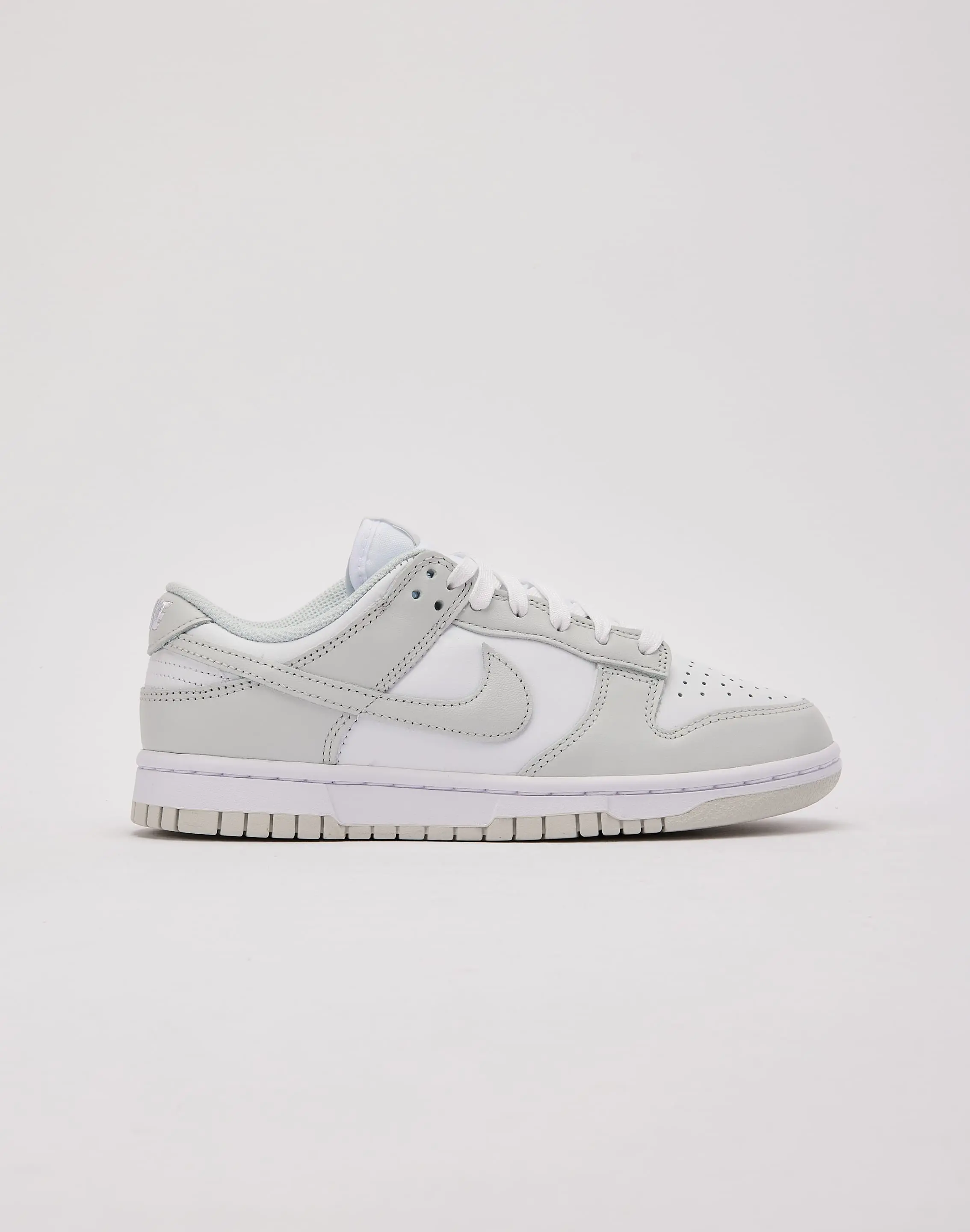 Womens Nike Dunk Low