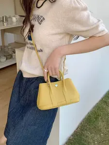 New tote premium niche simple lychee pattern portable shoulder messenger bag women Leather Textured Handbag