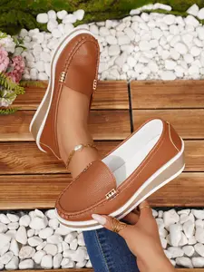 Women's Wedge Loafers with Metal Buckle, Slip-On Platform Shoes, Comfortable All-Day Wear, Versatile Fashion Footwear