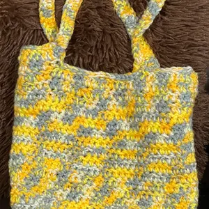 Crochet tote