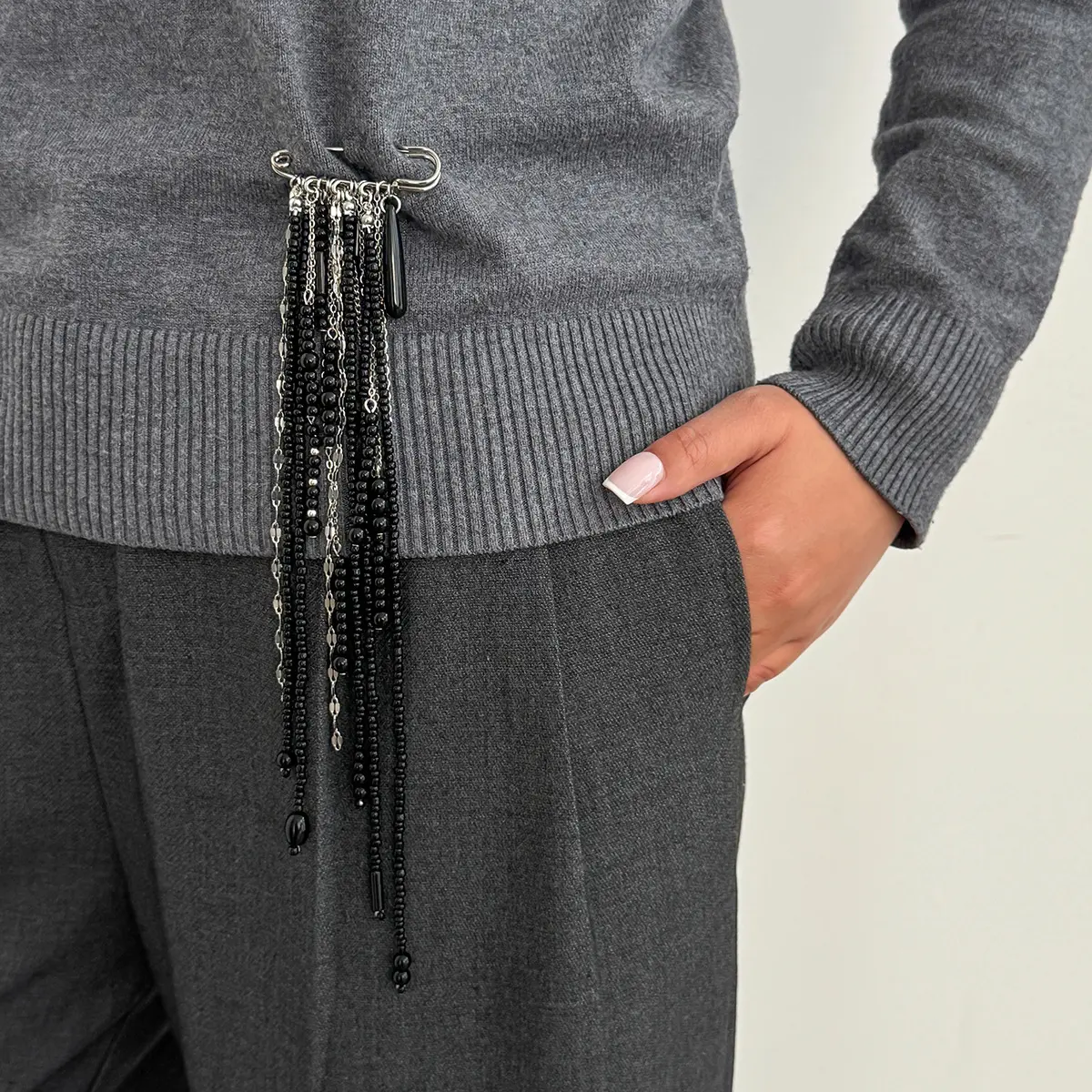 03 white K + black 0355