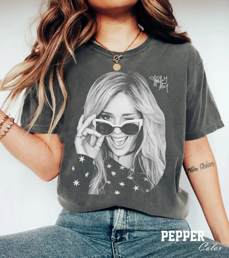 Hilary Duff Shirt Vintage 90s Bootleg Graphic Tee, Hilary Duff Lucky Me Tour 2026 Inspired T-Shirt