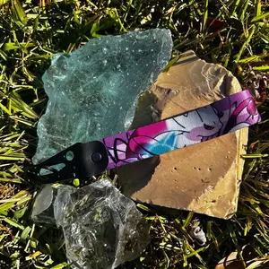 Mega Mew 2 Pokemon Keychain with Eagle Beak Clasp - Perfect for Carrying Your Pokemon Essentials