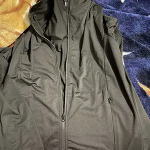 Women's lightweight long sleeved sunscreen hoodie, breathable and cool sunscreen jacket, suitable for outdoor activities such as hiking and fishing, large elastic and breathable on all sides, available in a variety of colors Style#SummerVibes