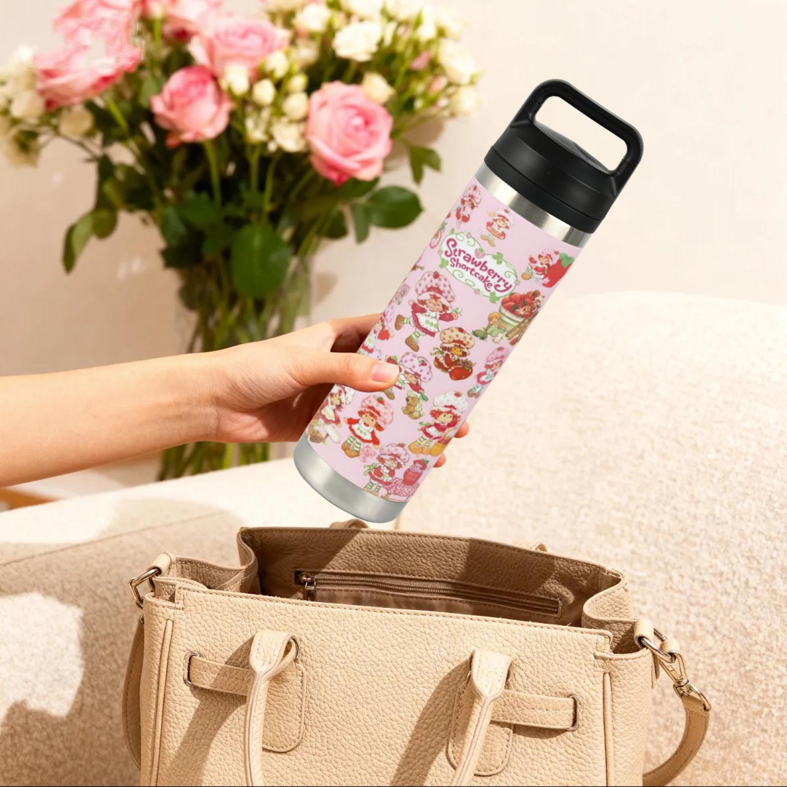 20oz New Stainless Steel Handled Tumbler Strawberry Shortcake Design Portable Water Bottle for Home Office School TikTok Viral Cup Trending Aesthetic Reusable Gift Cute Girls Tumbler