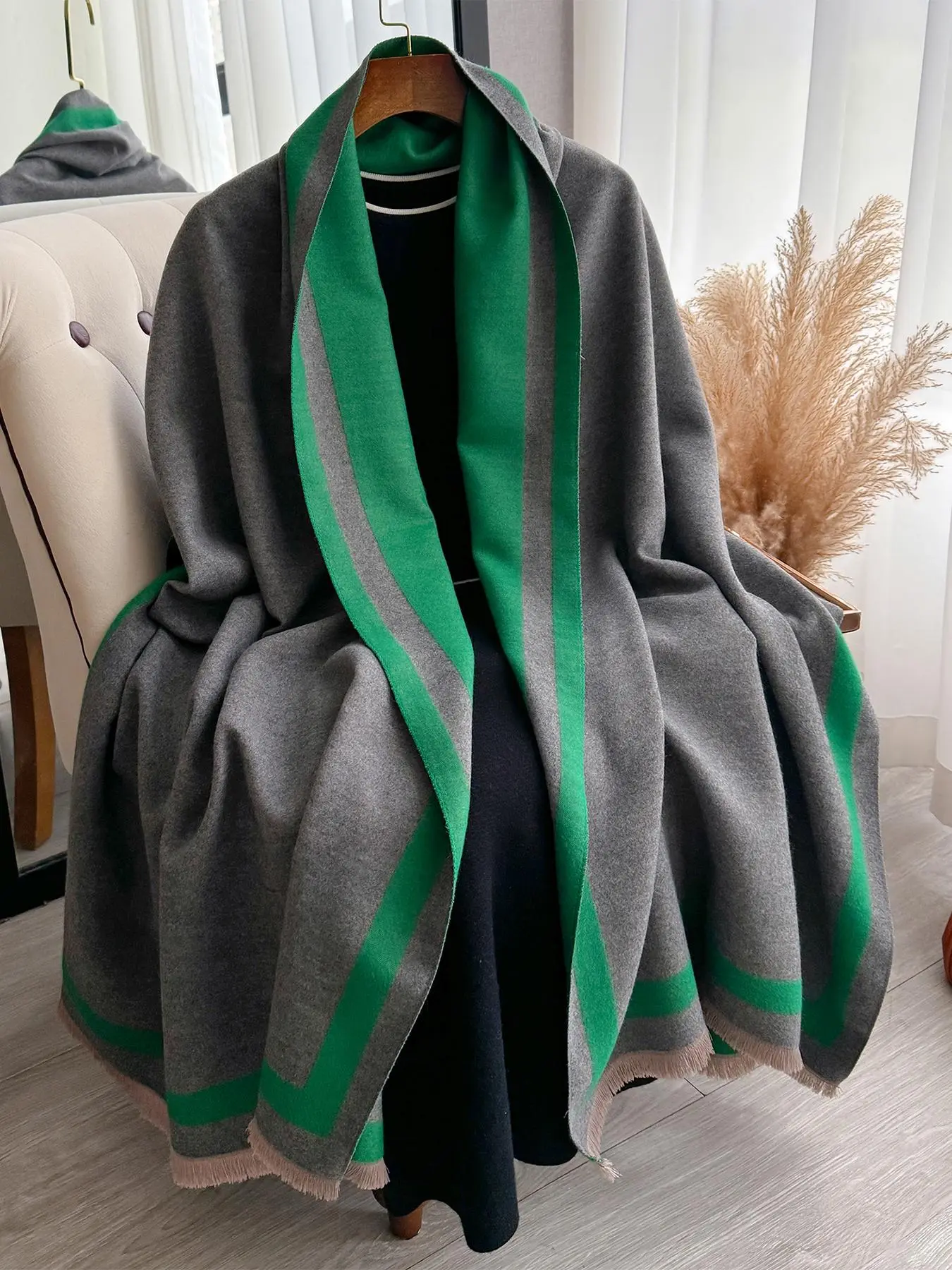 Elegant Double Sided Design Polyester Shawl Wrap, Casual Soft Warm Textured Blanket Scarf for Fall & Winter, Fashion Accessories for Women & Men