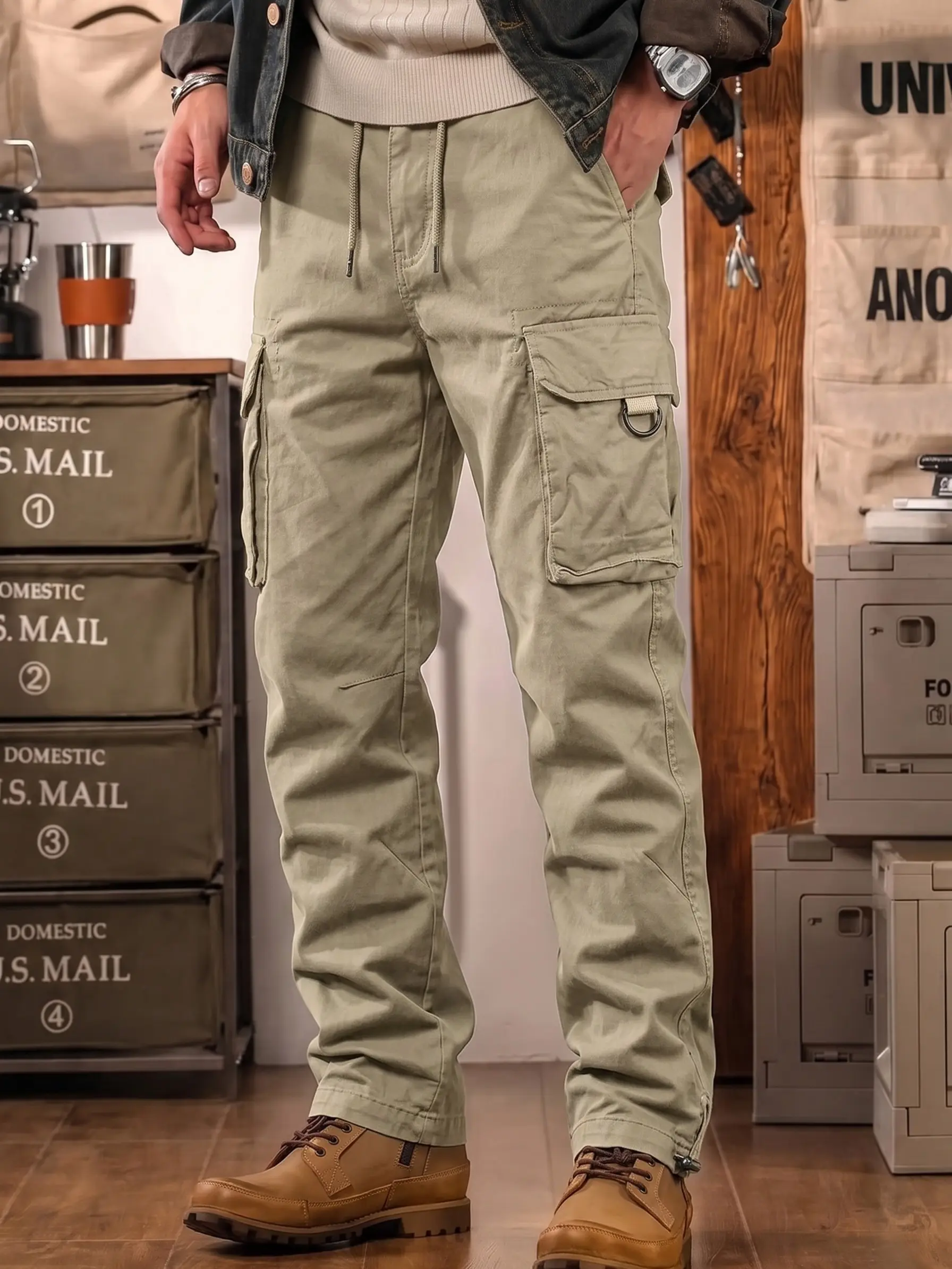 Men's scratch-resistant and breathable hiking pants, loose straight-cut tactical cargo pants, featuring a combination of multi-functional zippered pockets and side flap pockets, durable sports and casual pants, suitable for fishing, hiking, work training