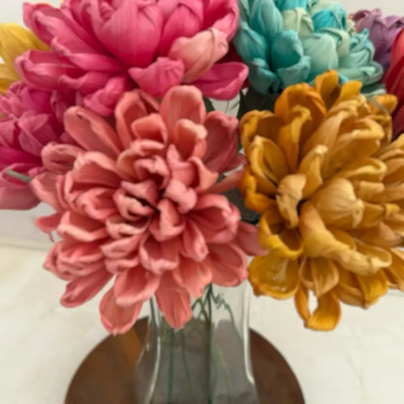 Handmade Corn Husk Dried Flowers, Natural Home Decor Accent, Wedding Centerpiece Accessory