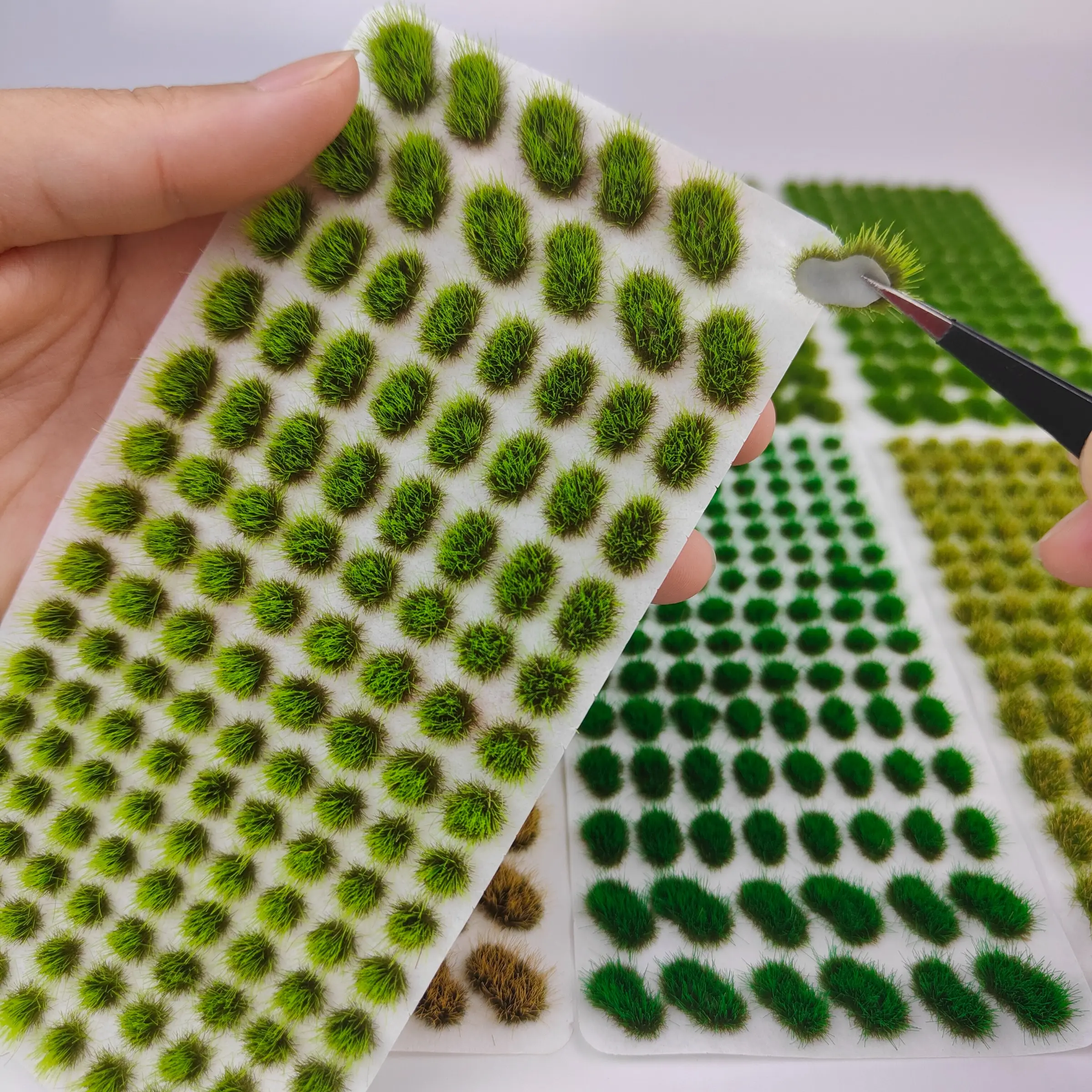 123pcs Asymmetrical Static Velvet Grass Clusters, 3 Sizes Mixed Set, Model Scenery, Train Landscape, Railway Models, Wargaming, Tabletop Games, Architecture, Architectural Models