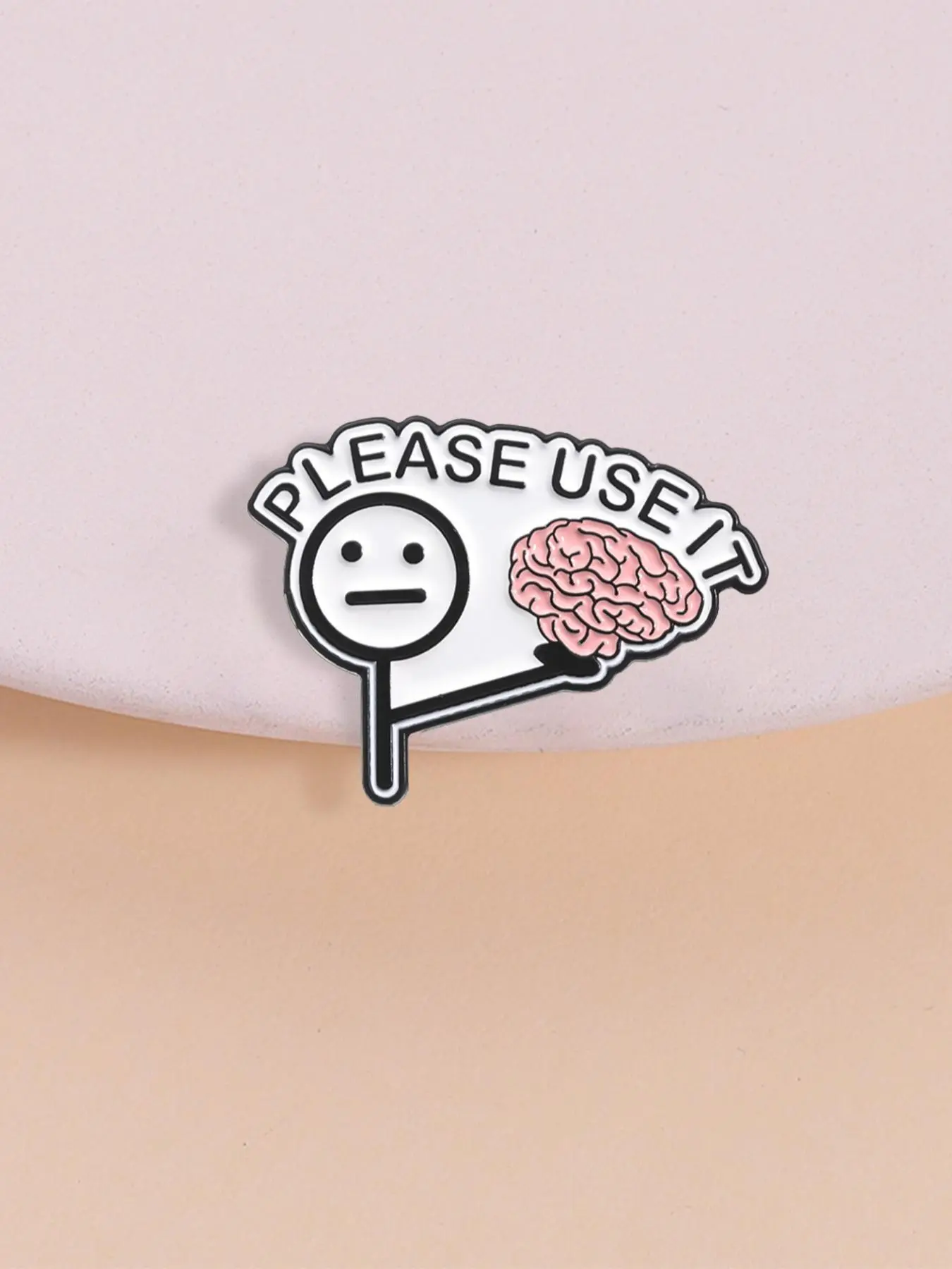 Brain Awakening Badge Please Use It, Snarky Scholar Style, Perfect Exam Season Stress Relief, Dutch Humor Backpack Accessory, Fashion Accessory, Alloy Brooch Pin