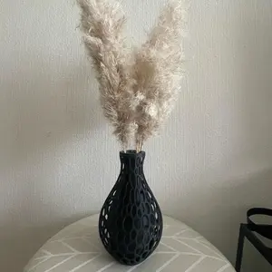 Modern Hollow Voronoi Vase, 3D Printed Geometric Black Flower Pot, Minimalist Honeycomb Centerpiece for Dried Flowers Decor