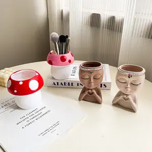 Desktop High-End Storage Decorative Items, Heart Girl Pen Holder, Mushroom Pen Holder, Desk Organizer, Office Supplies