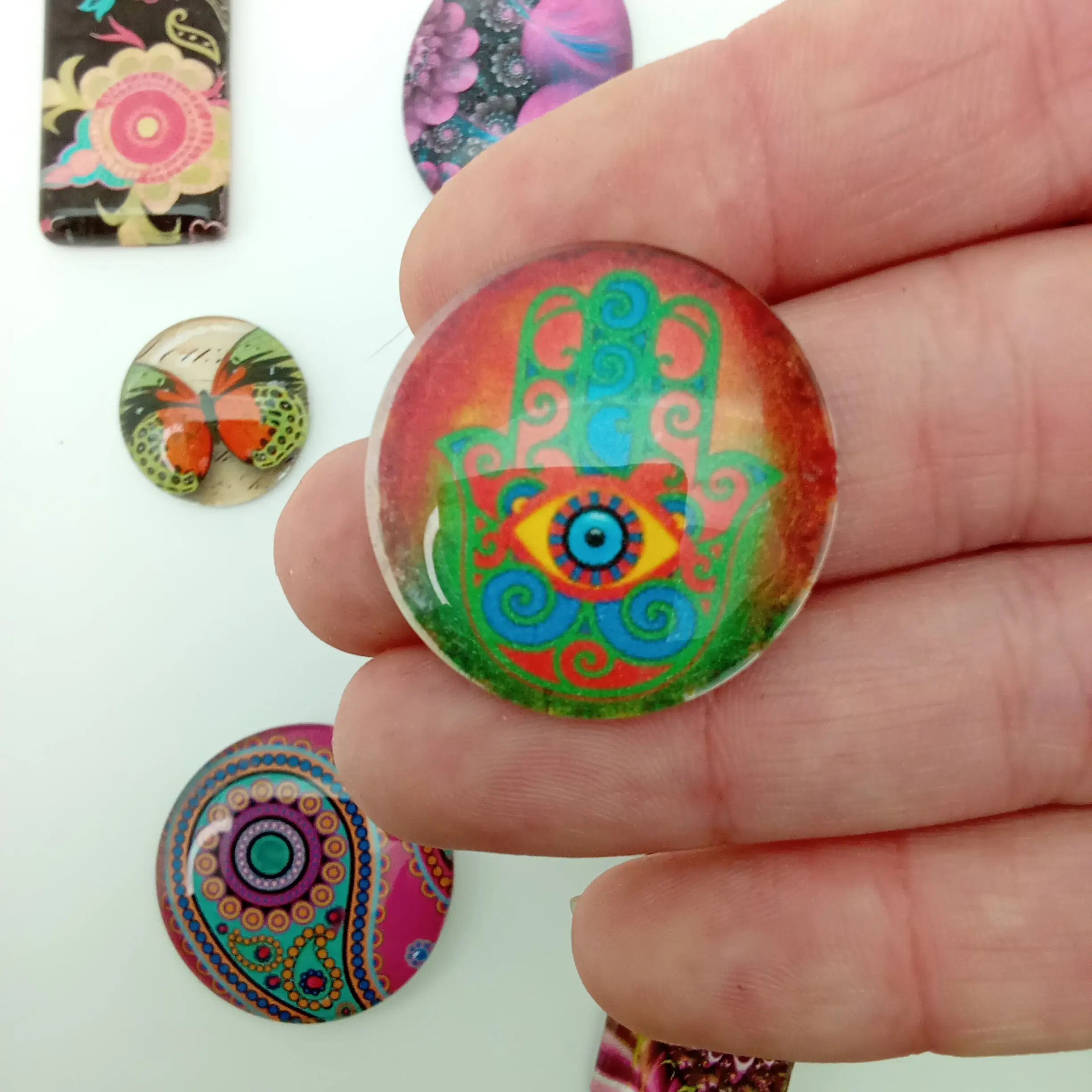 Crystal-Clear Dome Glass Round Cabochon (25mm) - Hamsa Motif Charms for Kitchenware, Drinkware Glasses Decoration
