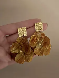 Amber Color Earrings, Elegant Irregular Flower Design, Fashionable Statement Jewelry, Perfect for Parties, Weddings, Holidays