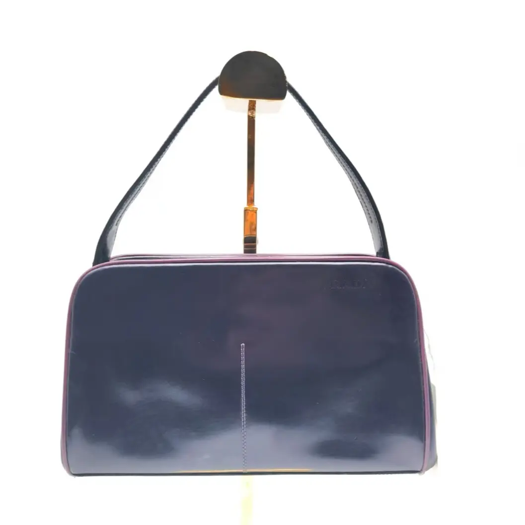 Pre-owned PRADA patent leather Shoulder Bags Purple shoulder bag